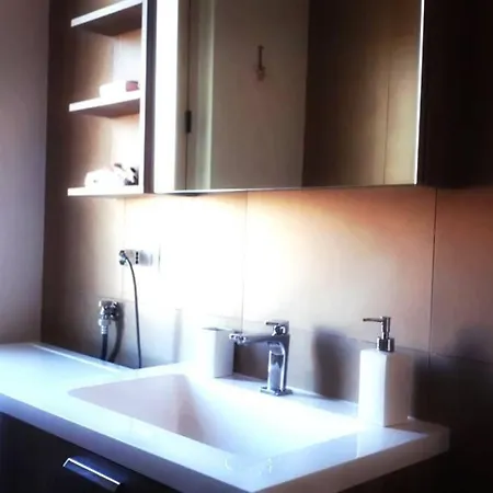 Sweet Shelter * Cosenza